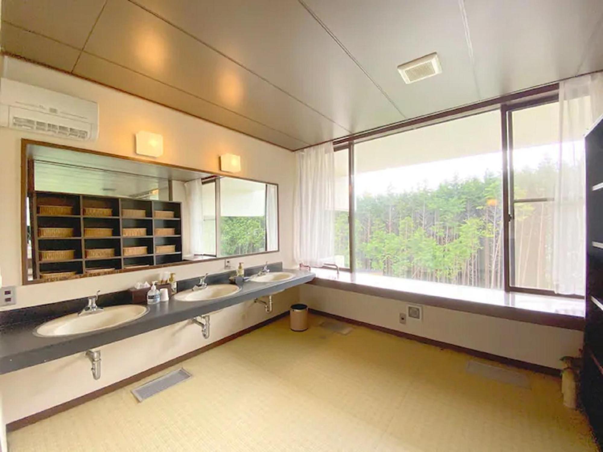 Fuji Yamanakako Resort Hotel - Vacation Stay 03064V Dış mekan fotoğraf